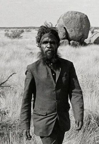 John kipara tjakamarra large